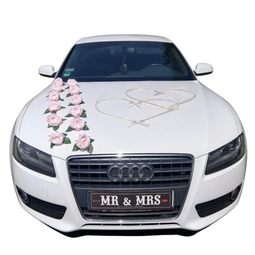 Украшения свадебной машины