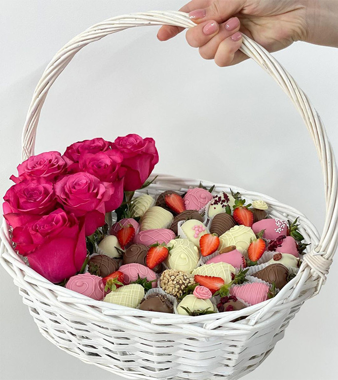 Корзины из живых цветов